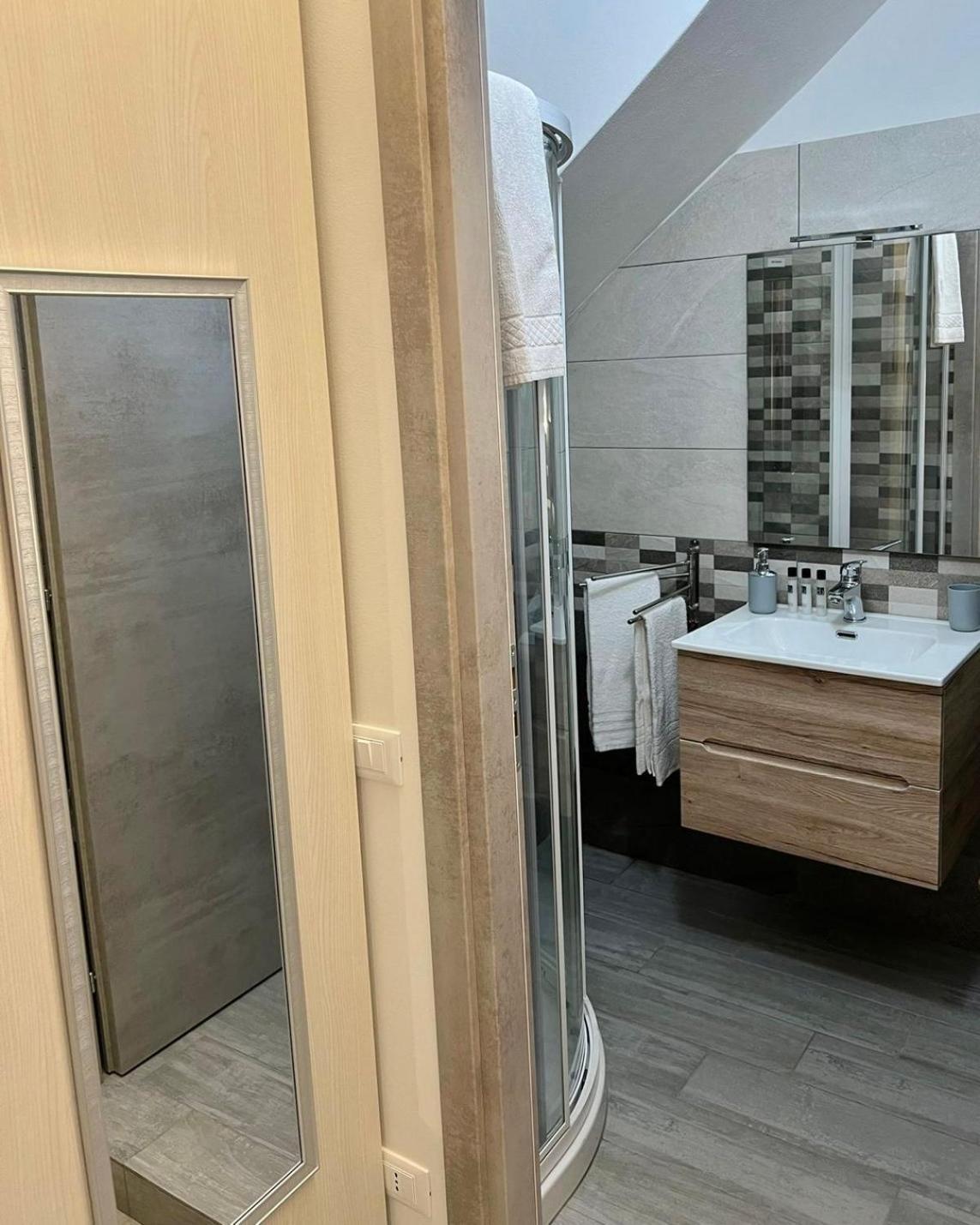 Costa Degli Dei Rooms Піццо Екстер'єр фото