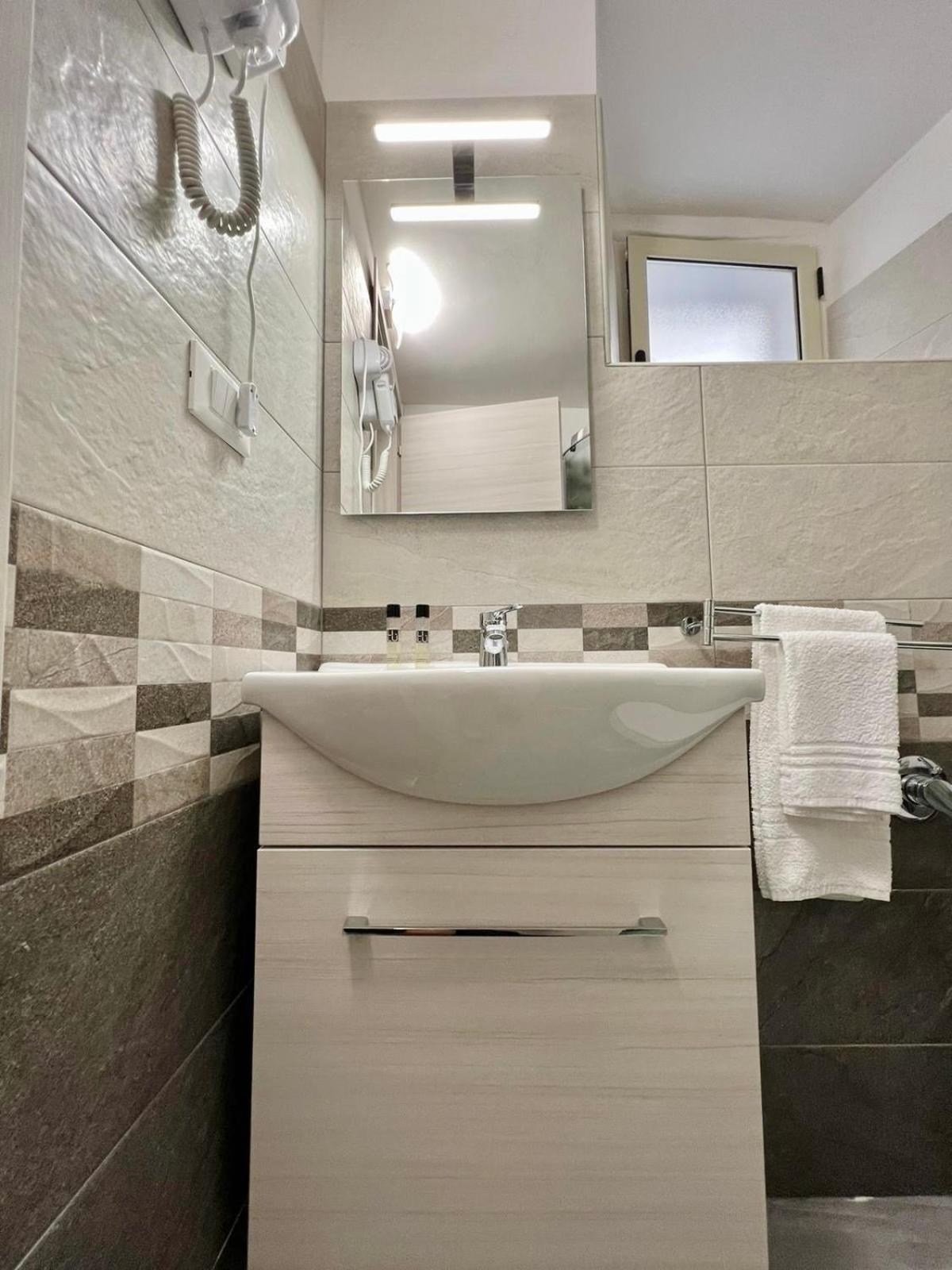 Costa Degli Dei Rooms Піццо Екстер'єр фото