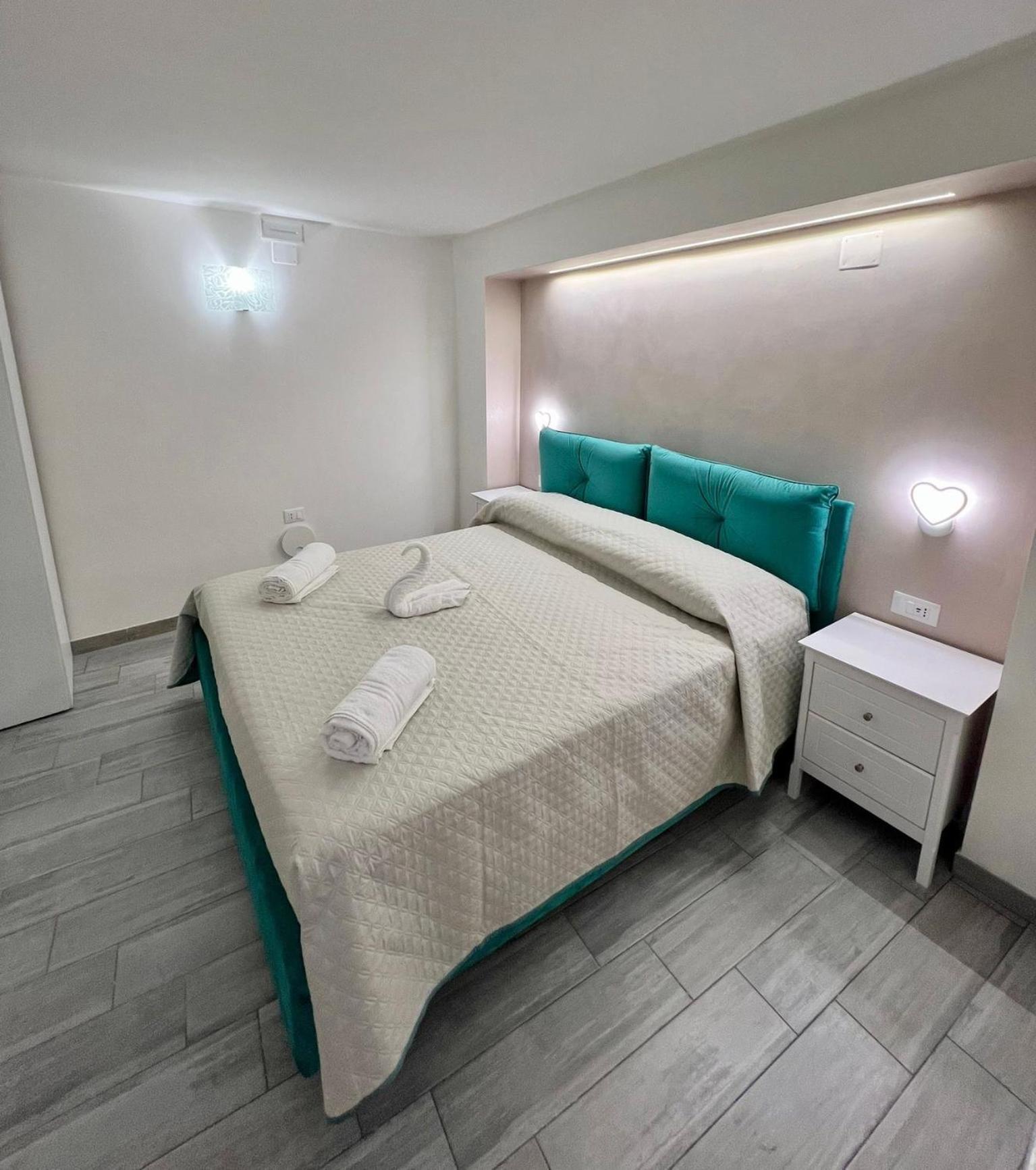 Costa Degli Dei Rooms Піццо Екстер'єр фото
